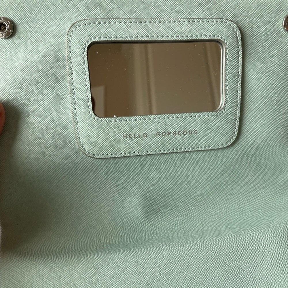 Stella and Dot mint green clutch NWOT - Picture 4 of 8